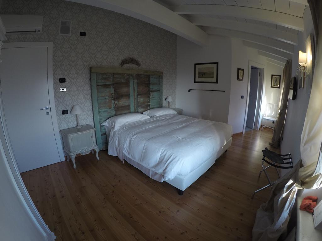 Garda & Golf Bed & Breakfast Caprino Veronese Oda fotoğraf